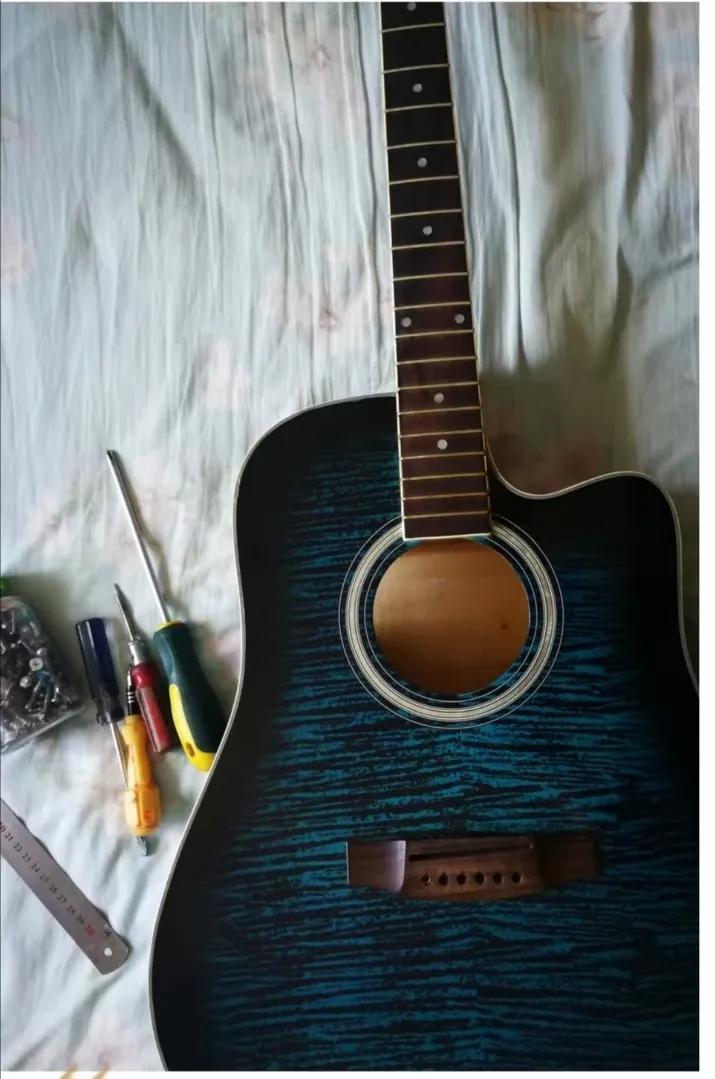 吉他加装拾音器效果,吉他加装拾音器