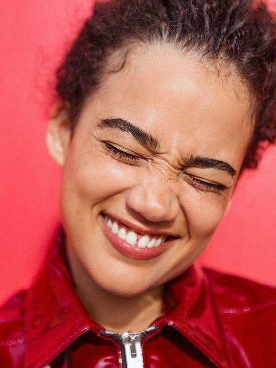 48岁贾静雯状态惊艳美貌依旧,贾静雯如何保持自己的颜值和身材