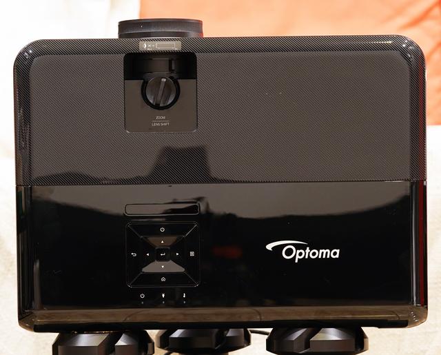 奥图码uhd4k投影仪,奥图码uhd518投影机真实流明