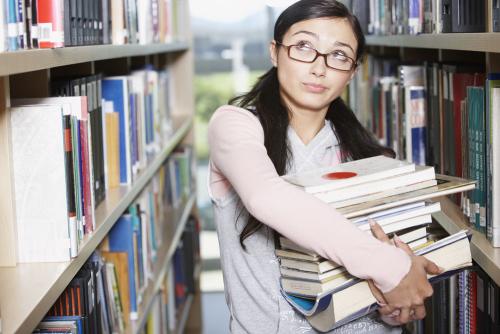 “我不就花了你一点钱吗？”“可是我已经负担不起你的花销了”