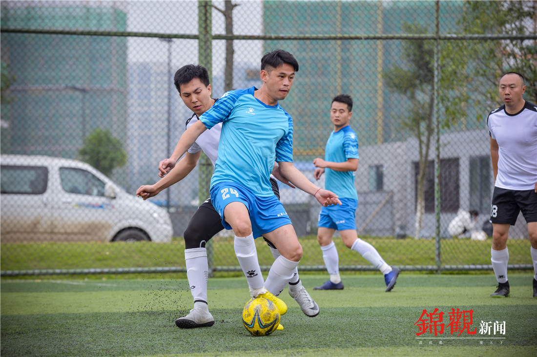 两大悬念破解“*党**报读者杯”行业精英八强球队出炉