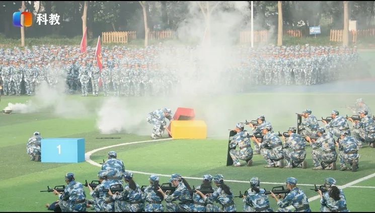 重庆城市职业学院军训,重庆城市职业学院新生晚会