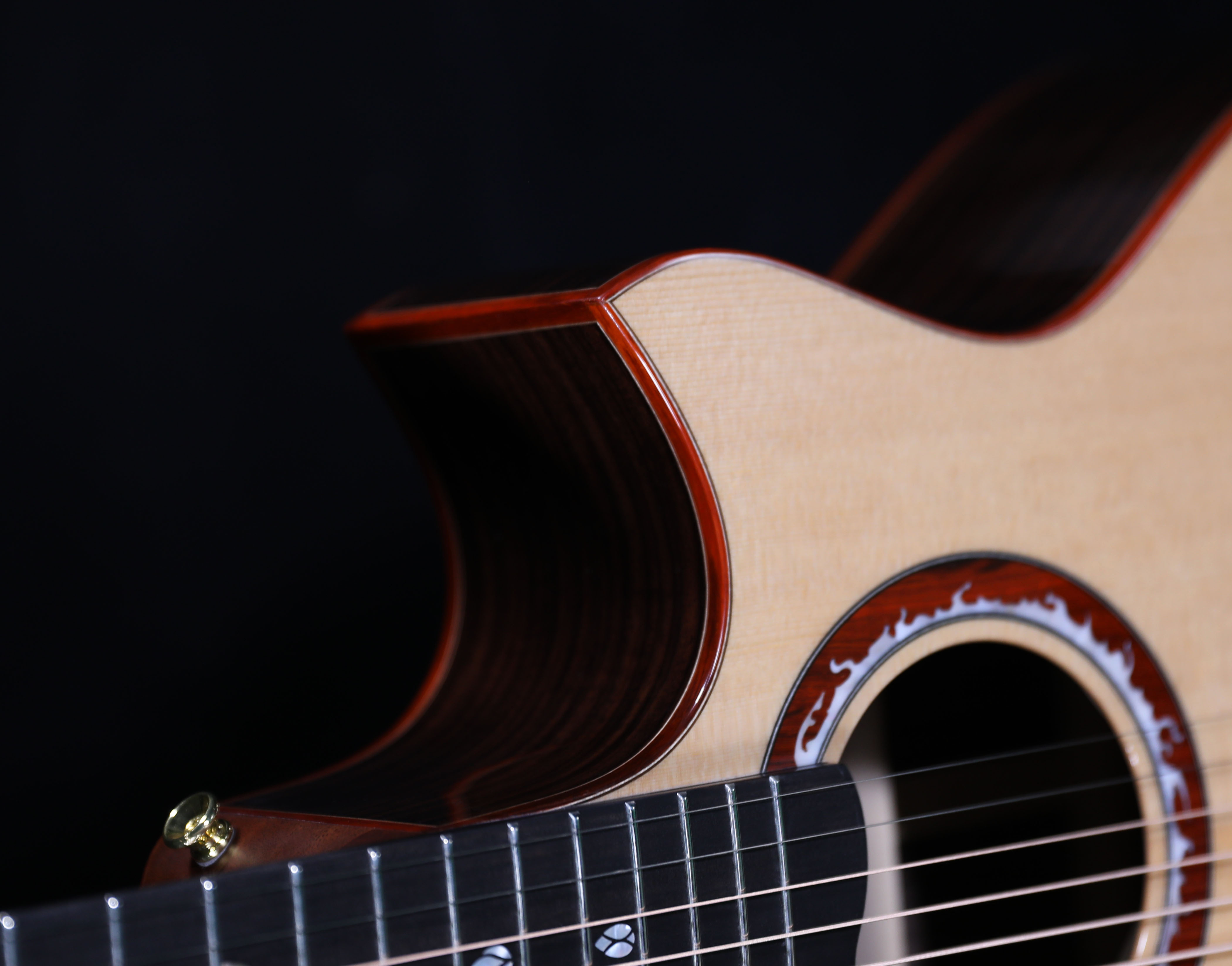 麦杰克吉他sa4000c对比,麦杰克火琴sa4000c和佳荷