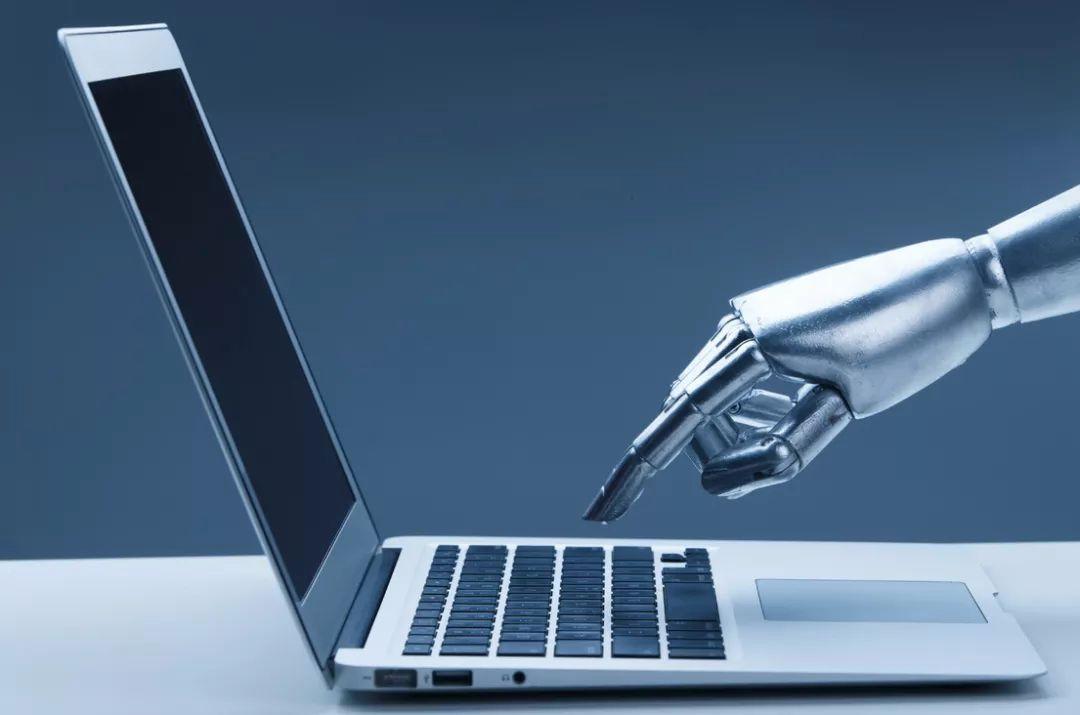 小芯机：电脑无故重启怎么办？