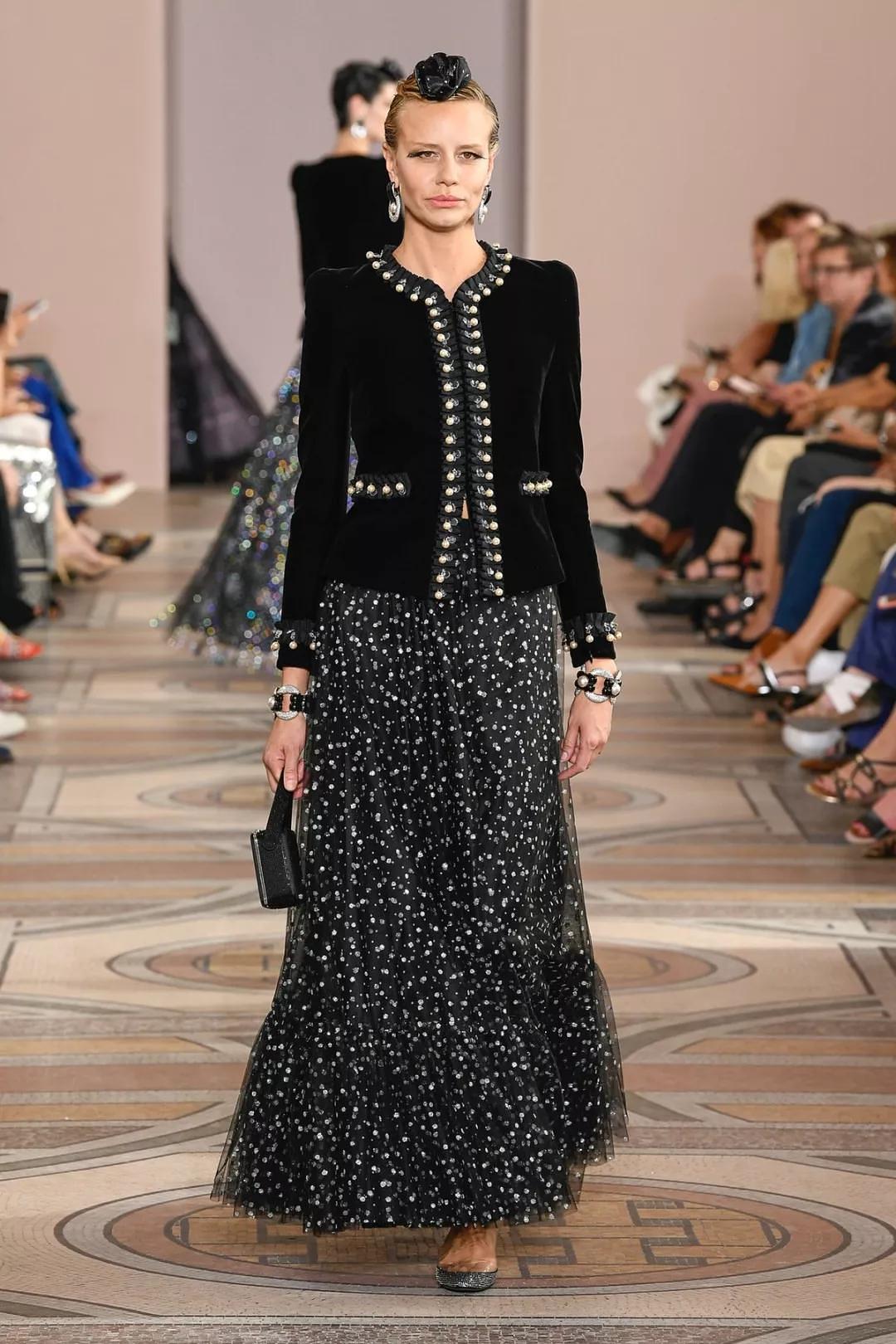 优雅不是炫耀,阿玛尼高定装