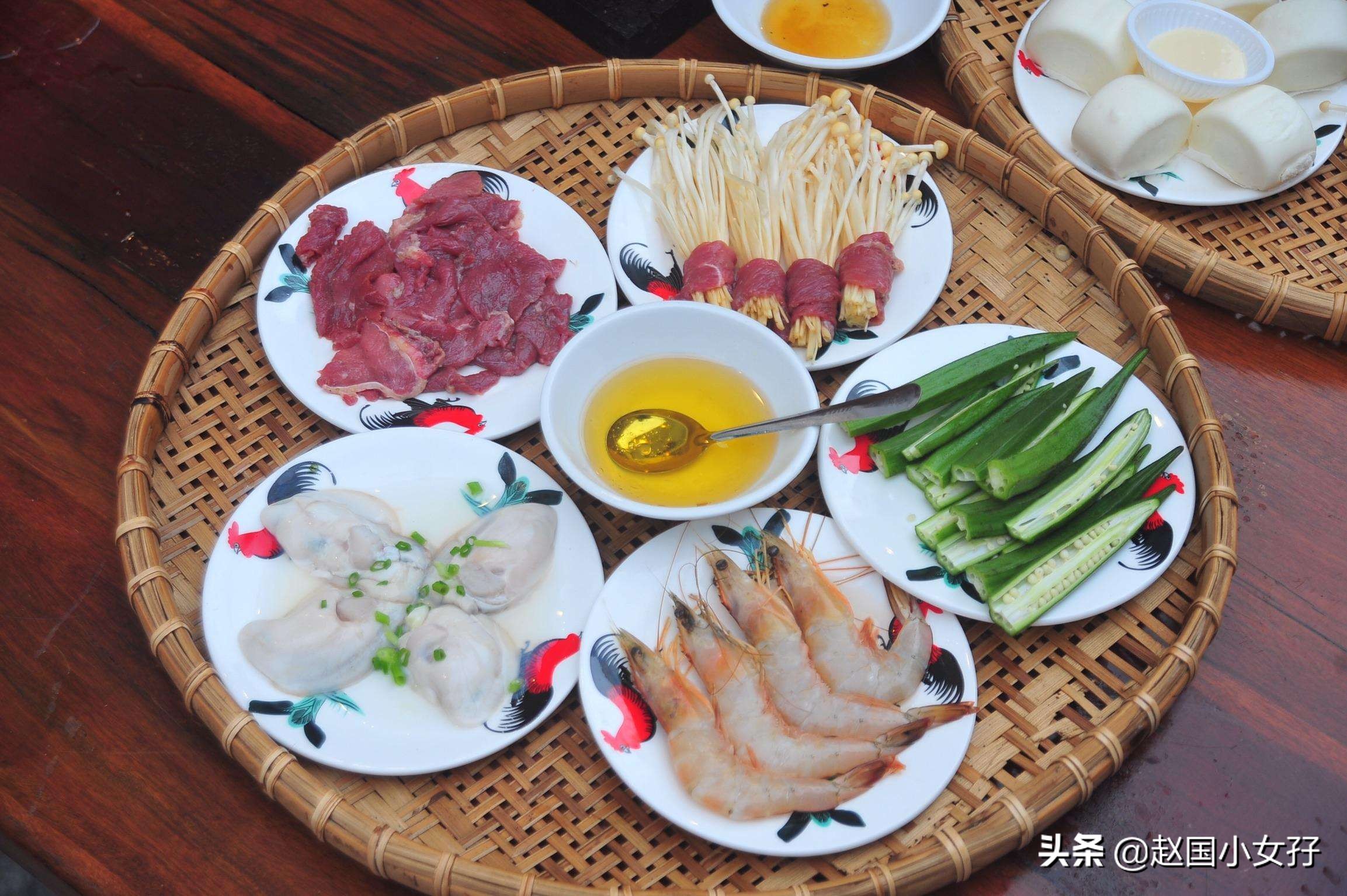 好吃到飞起的瓦片烤肉,终于吃到网红瓦片烤肉了