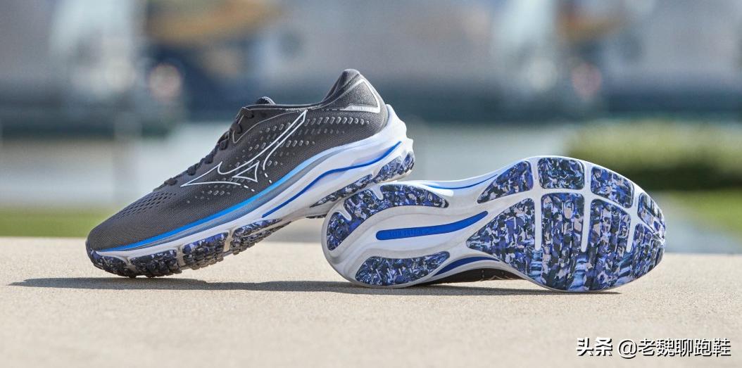 亚瑟士与美津浓40码,亚瑟士美津浓是一个级别的吗