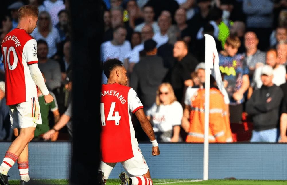 足坛滑跪德罗巴,足坛经典滑跪