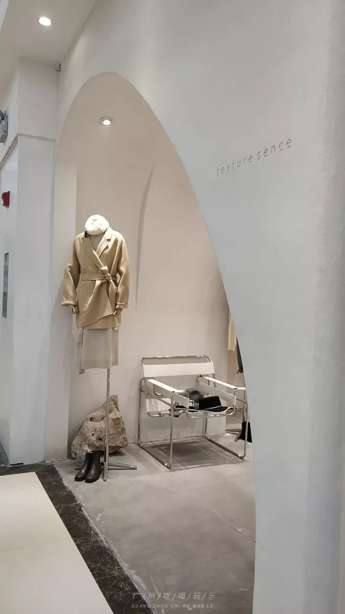 韩国东大门服装批发甜美风格专卖,韩国东大门服装在哪里买