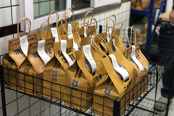 开一家卖凉皮店需要办什么手续,开一家凉皮小吃店需要做一些什么