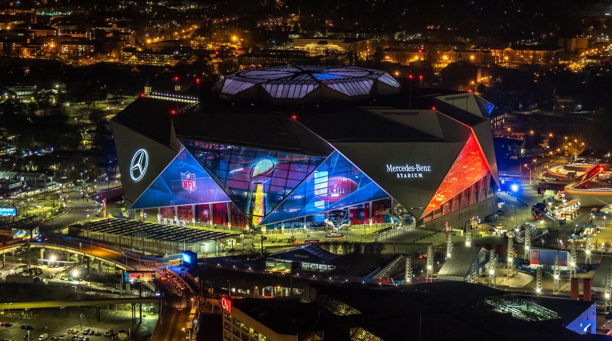 布雷迪最后一个跑球达阵,第七次收获超级碗总冠军的布雷迪