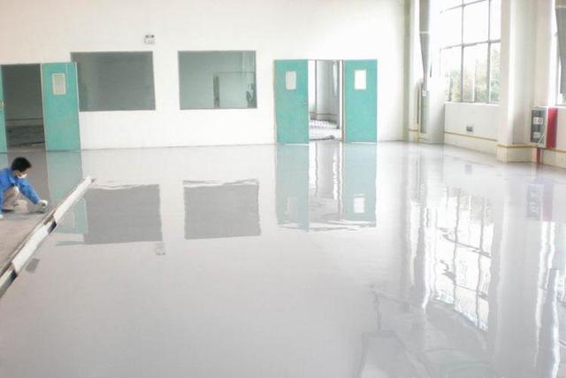 做完水泥地面后几天能做自流平,水泥地面找平和水泥自流平的区别