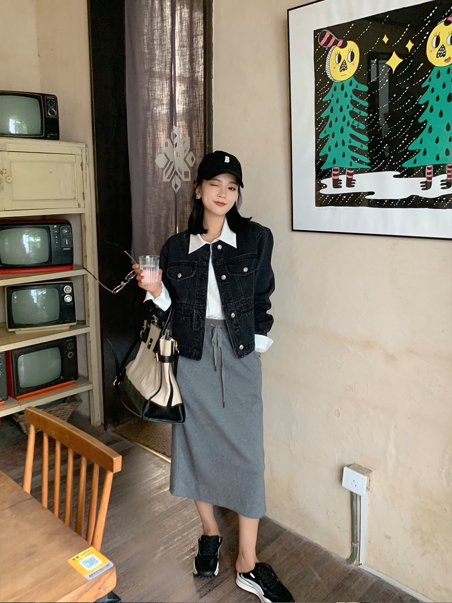 牛仔外套搭配什么内搭跟裤子,牛仔外套搭配裤子怎么穿才好看