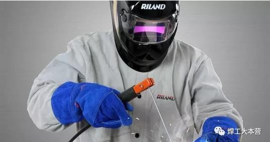 电焊氩弧焊二保焊教程,氩弧焊与二保焊的区别与使用方法