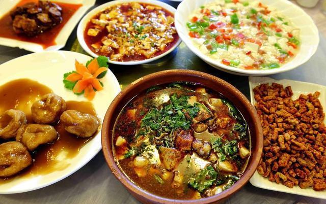 四川乐山附近城市,四川乐山是一座怎样的城市