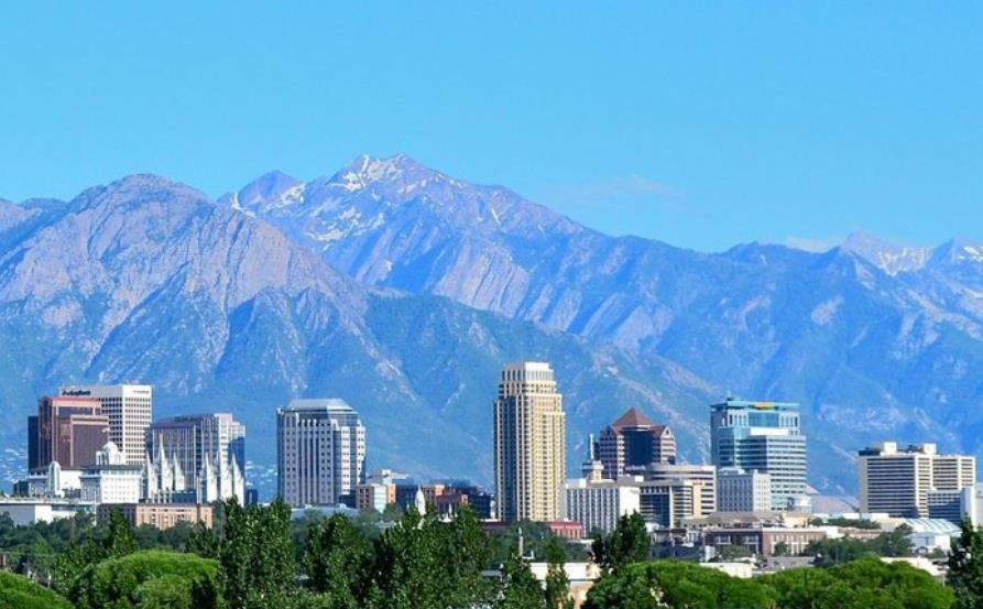 美国西部的小镇和城市,美国中部大平原城市