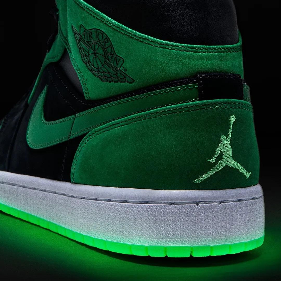 我的AJ脏了你可以舔干净吗？盘点那些昂贵稀有的AJ与联名