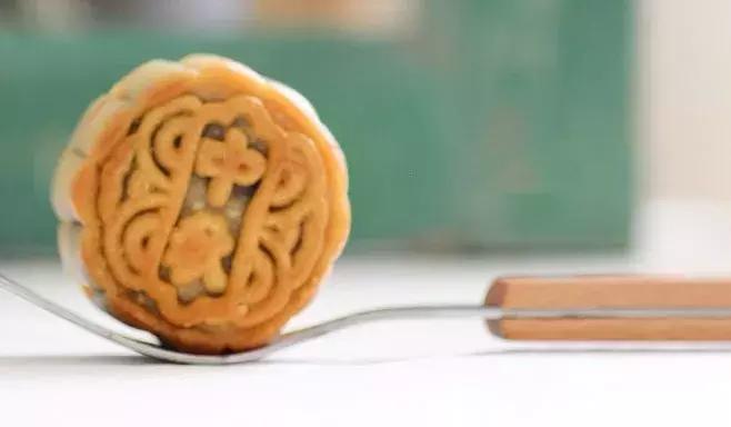 中秋节由来的实践成果和表达形式,中秋节的由来和传说故事简短50字