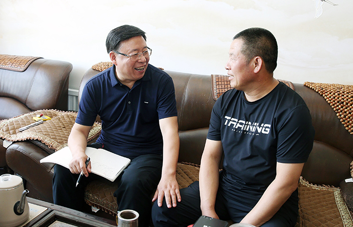 走向我们的小康生活1,走向我们的小康生活安居篇