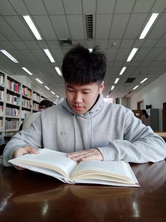 男神“出道”！辽宁5位大学生全员保研985，还都来自同一所高校！