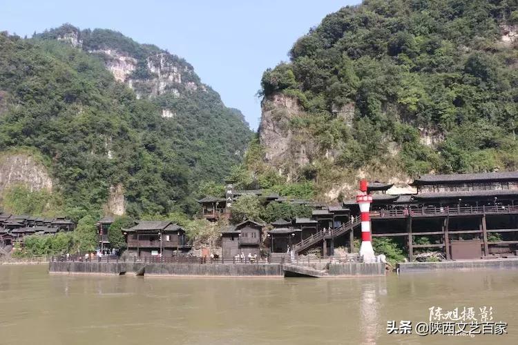 作家专栏:李爱霞散文《三峡人家》