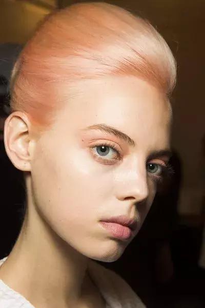 最热门的5款发型,2019年流行的女士发型