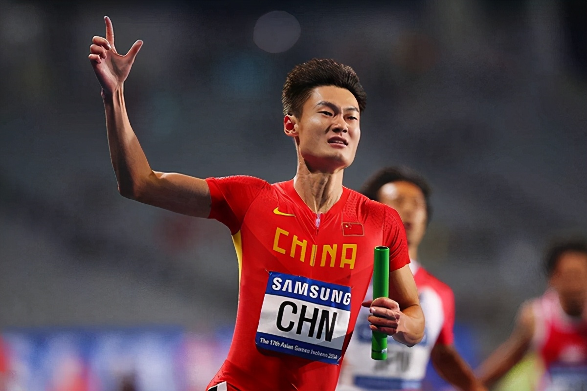 男人的忍辱负重！全国冠军被妻子“玷污”，运动员不该配花花女子