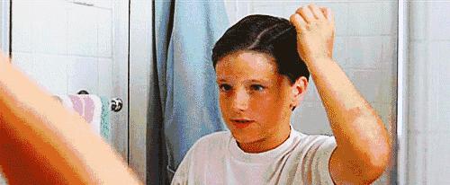 早上洗头易造成脱发吗女生,每天洗头严重脱发