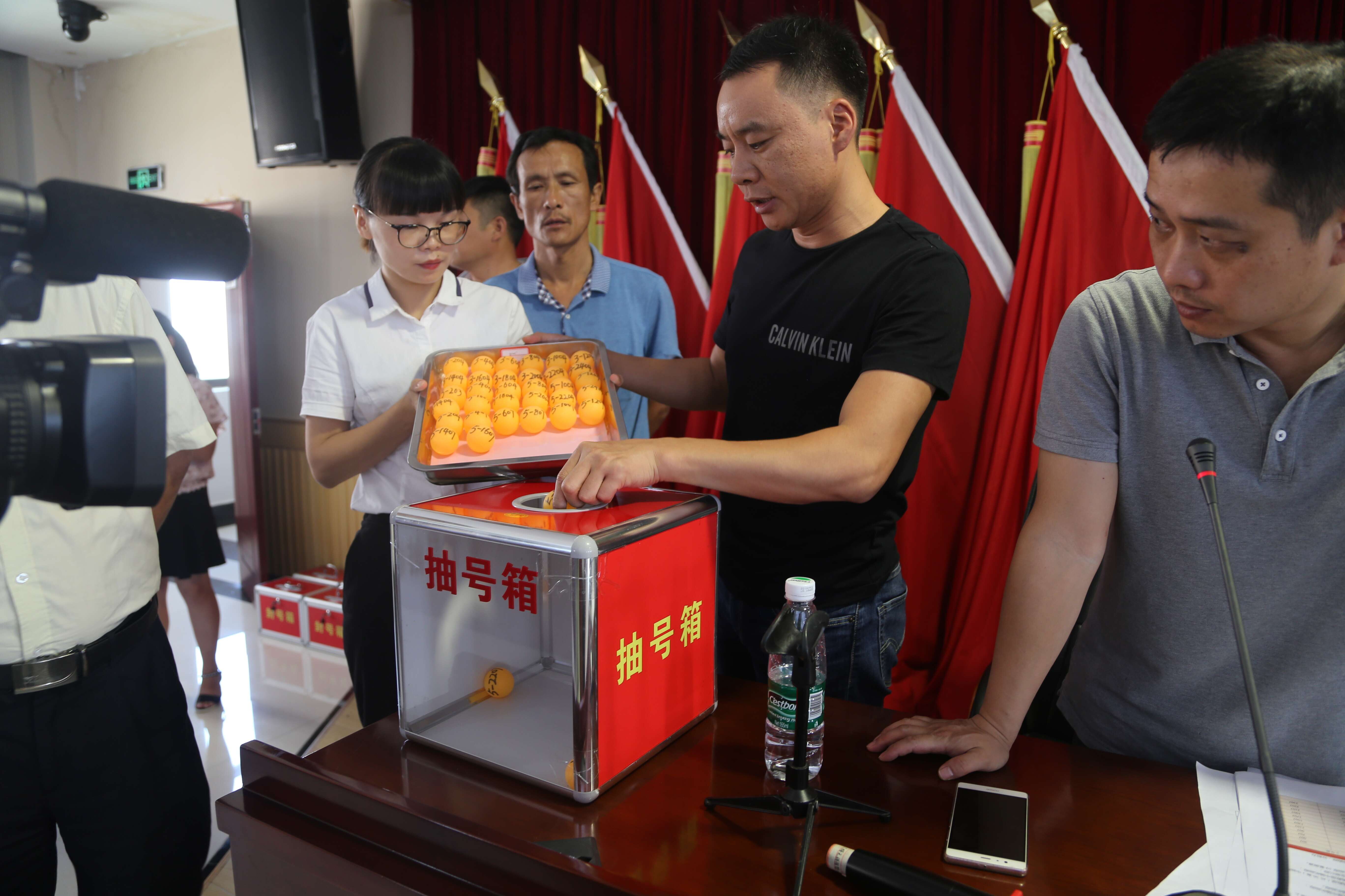 长沙县黄兴镇：保障*迁拆**群众基本住房需求，全力助推*迁拆**攻坚行动