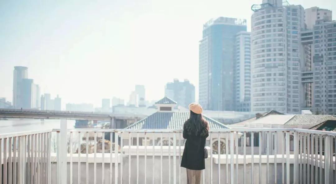 卖房不如养猪,万科招聘养猪经理:穷则变,变则通