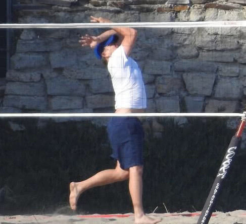 小李子胖出肚腩,小李子打高尔夫球