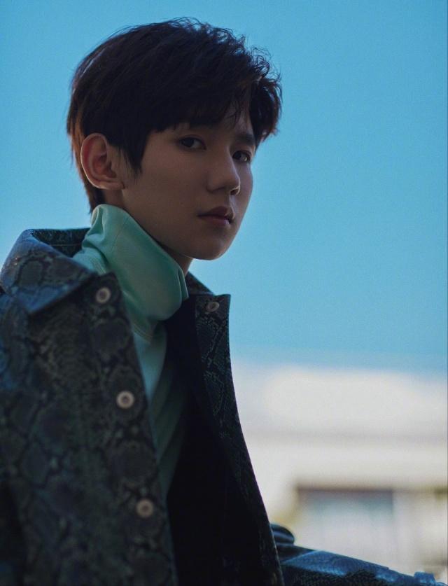 tfboys王源双面封面,tfboys王源无可取代的存在