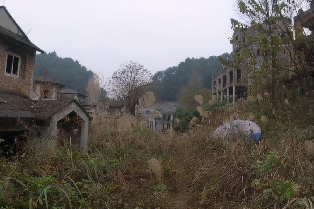 重庆烂尾楼42楼真实照片,重庆烂尾楼鬼城之谜