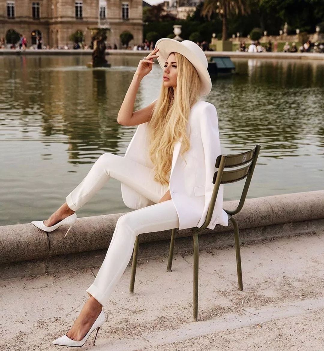 不会穿搭的姐妹正品店,日常一年四季都可以穿的百搭鞋