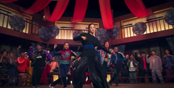 彭于晏易烊千玺刘亦菲原视频,刘亦菲易烊千玺阿迪达斯广告