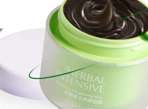 37岁吴昕变身护肤达人，分享了4款好用的护肤好物，最贵不到100元