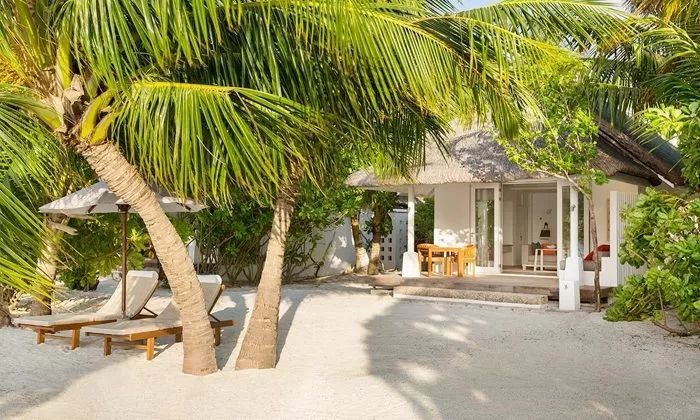 南阿里环礁,丽世岛度假村