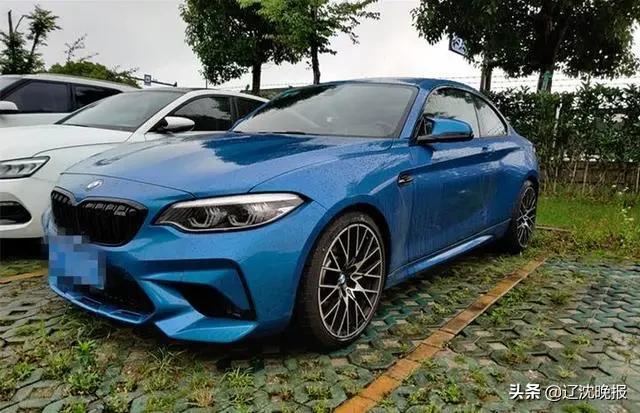 小伙给女友买包,小伙为女朋友买包被骗