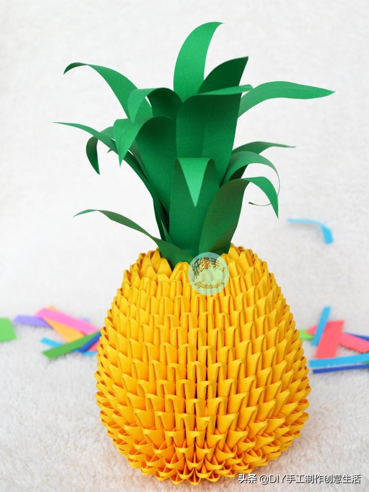 三角插折纸苹果叶子的教程图片,折纸从双三角开始