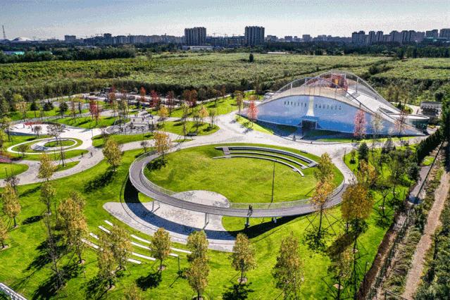 绗涗笢鑷诲搧浜戞箹鍗侀噷,绗涗笢鑷诲搧