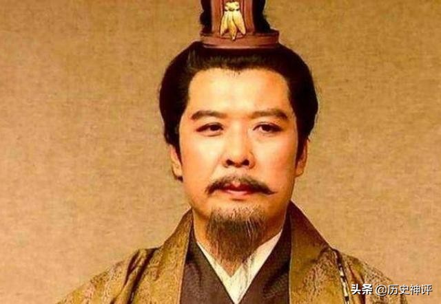 男怕招风耳女怕朝天鼻什么意思,男怕耳扇风女怕鼻露空是什么意思