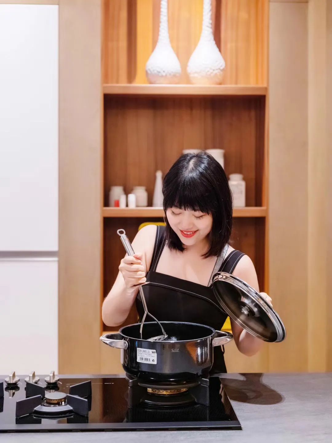 家要有人住才有灵气,家应该有两个繁华都市的栖身之所