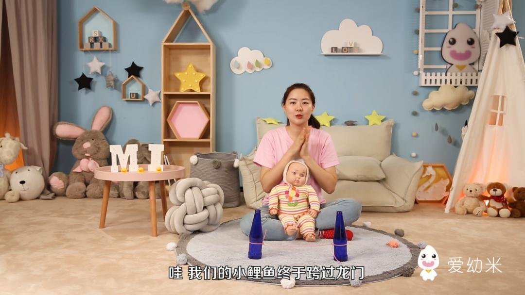 如何训练宝宝中线运动,小朋友学鲤鱼打挺零基础教学