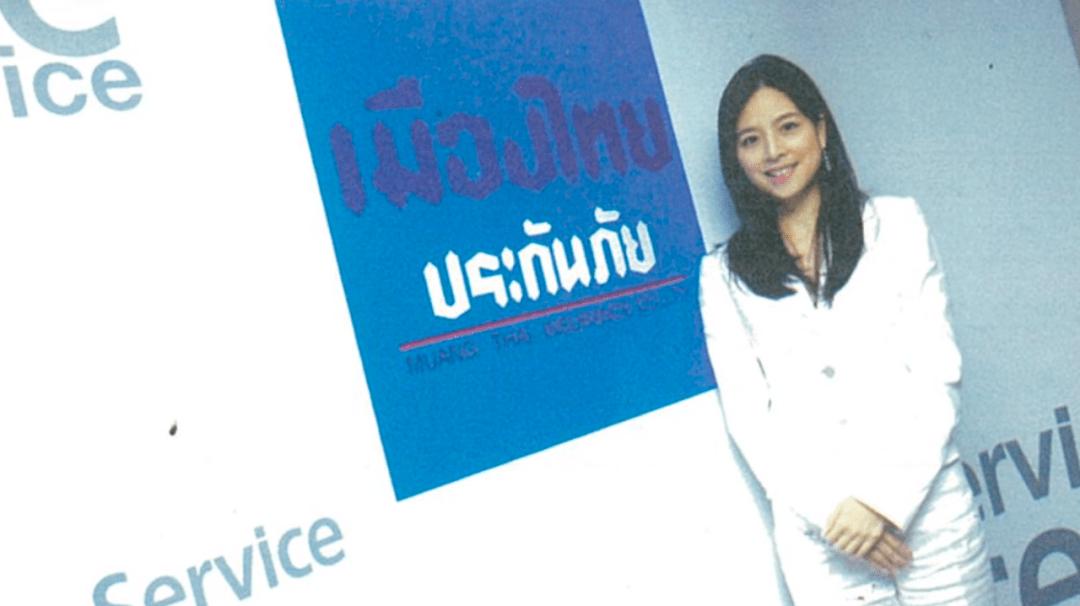 华裔美女神似西拉米,泰王几次示好碰一鼻子灰,富婆老公比玛哈帅