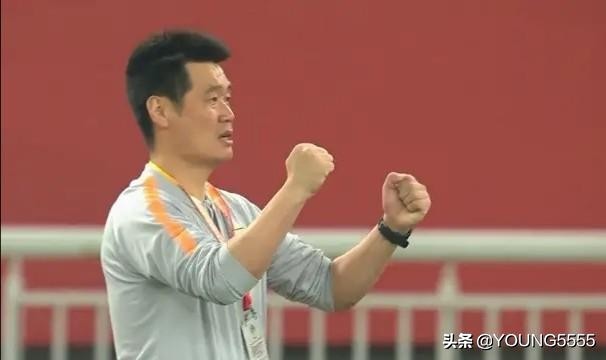 10人鲁能2:0淘汰上港,鲁能加时赛进4球击败华夏
