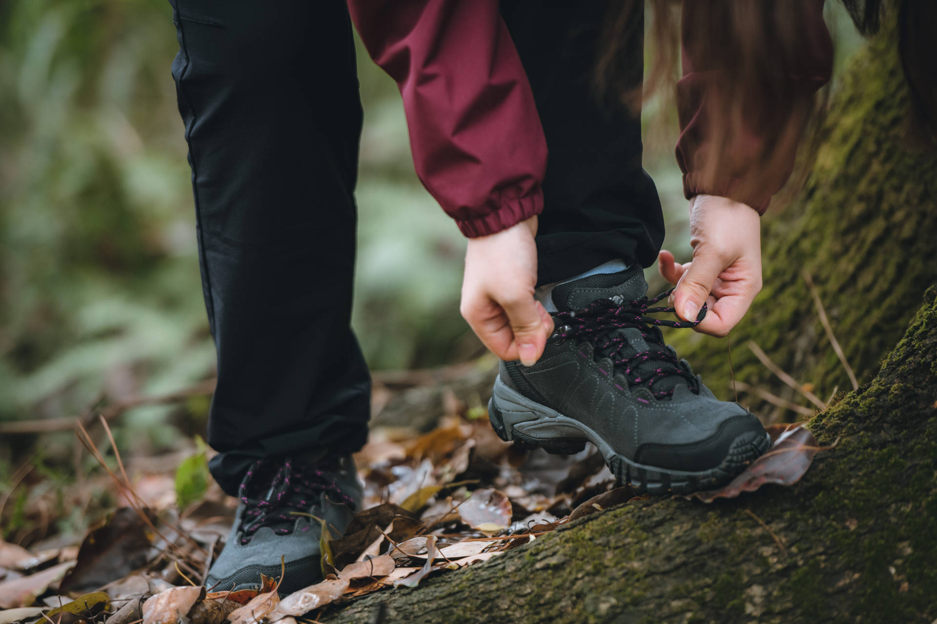 夏季户外徒步怎么穿,户外旅行穿搭图