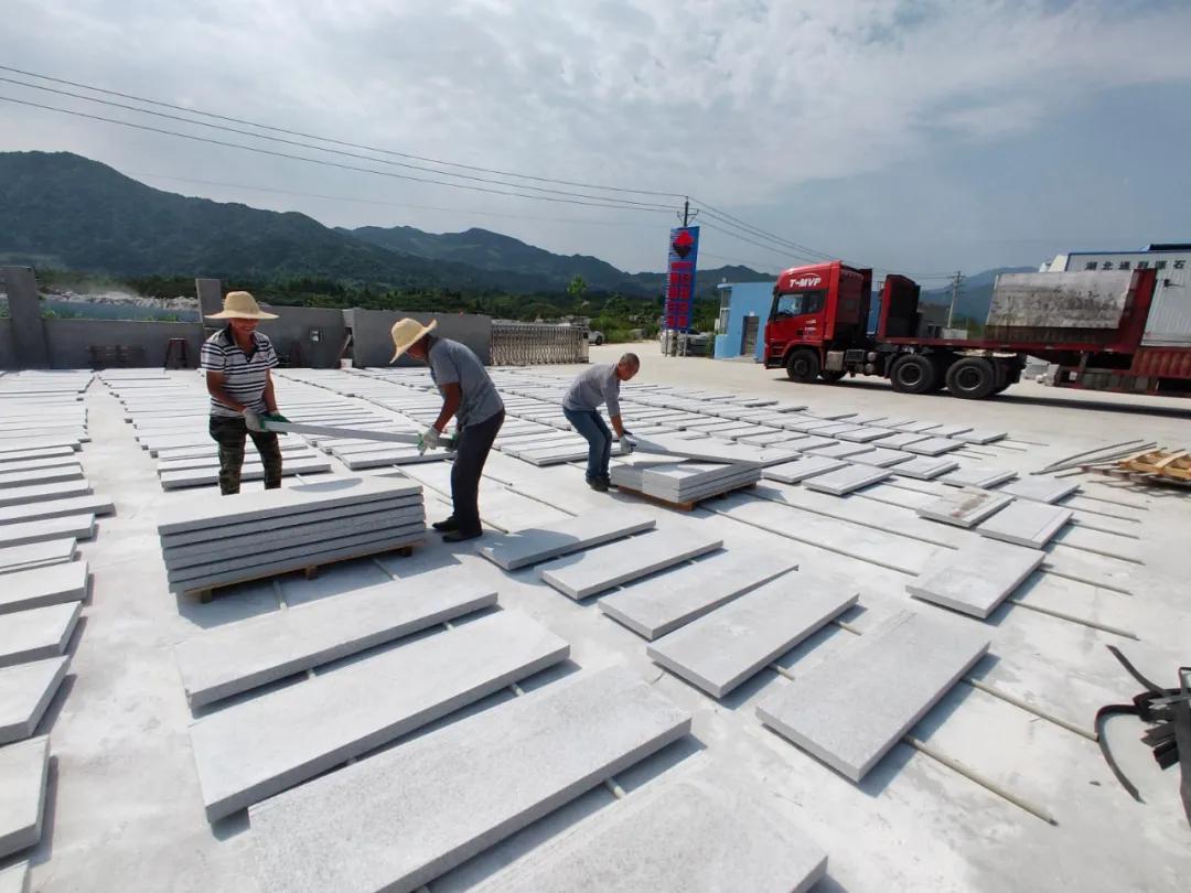 美国白金花岗岩,光面美国白金花岗岩