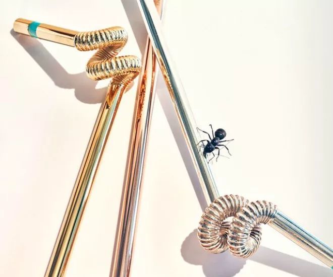 万元包包lv,lv包为何是奢侈品