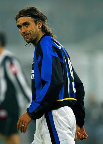 足坛名将巅峰对决,足坛战神