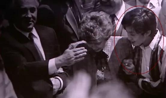 中国第一女保镖边梅简历,边梅中国第一美女保镖哪里人